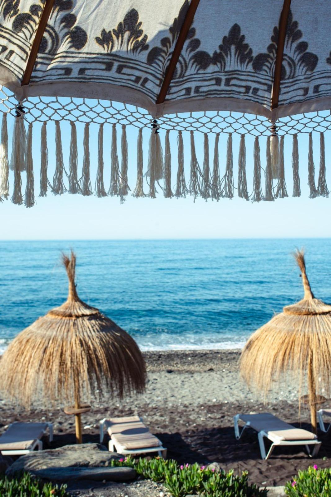 شقة Casa En La Playa De Cabria Almuñécar المظهر الخارجي الصورة